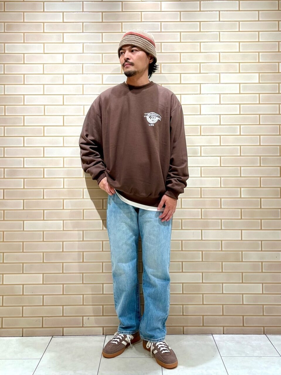 スウェットを使ったストリートコーデ