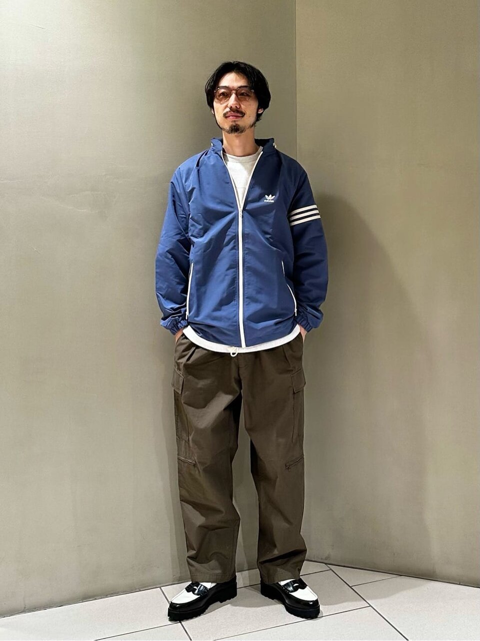 トラックジャケットを使ったストリートコーデ