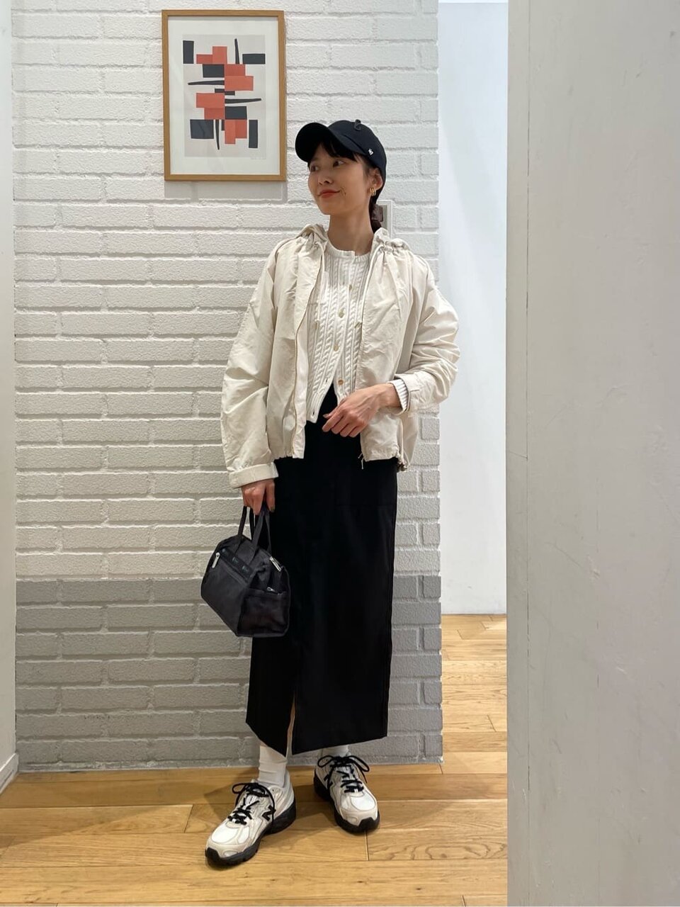 ブルゾン×Iラインスカートのコーデ