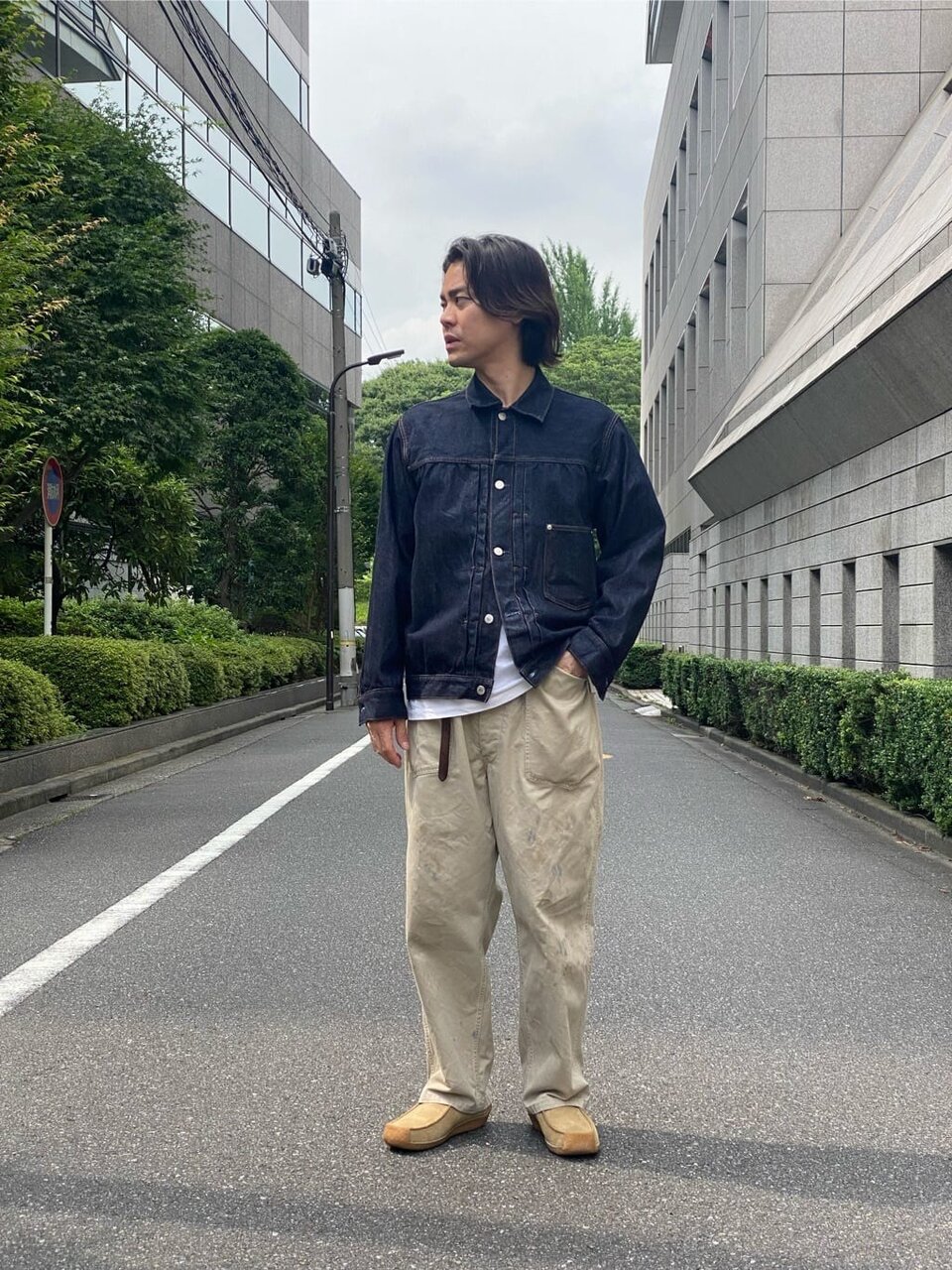 デニムセットアップのコーデ