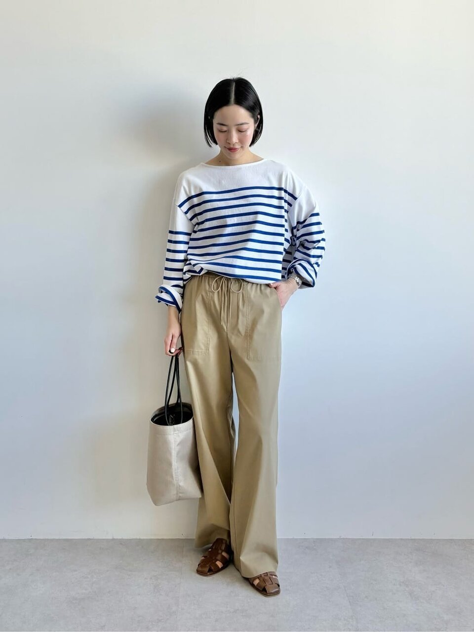 ボーダー柄カットソー×ベイカーパンツのコーデ