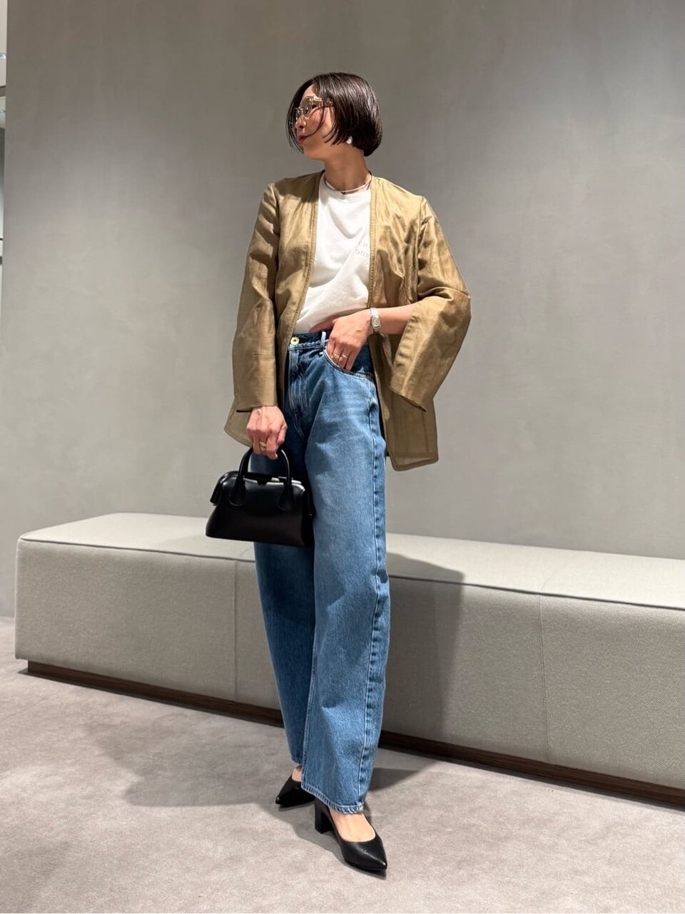 ジャケットとデニムパンツの最高気温27度コーデ