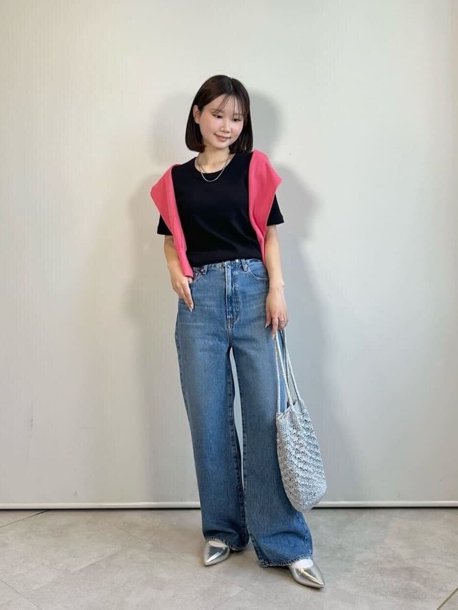 Tシャツとシアーカーディガンの最高気温27度コーデ