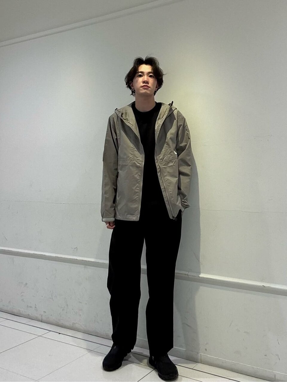 ロングスリーブTシャツ×マウンテンパーカー