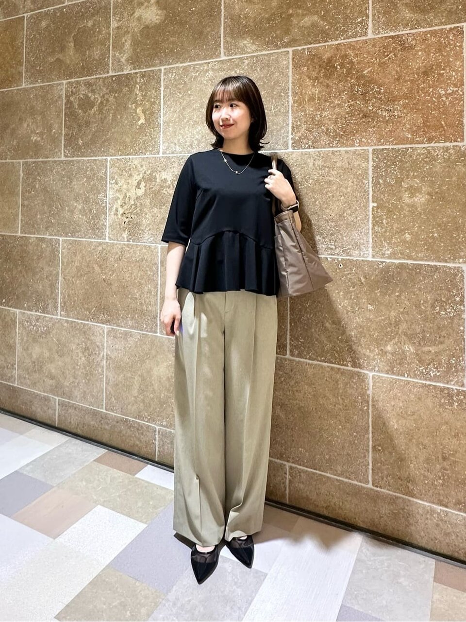 カットソーとワイドパンツの最高気温26度コーデ