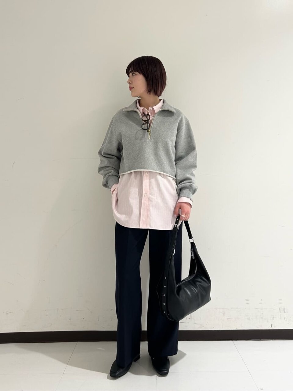 ストライプシャツ×ハーフジップスウェット