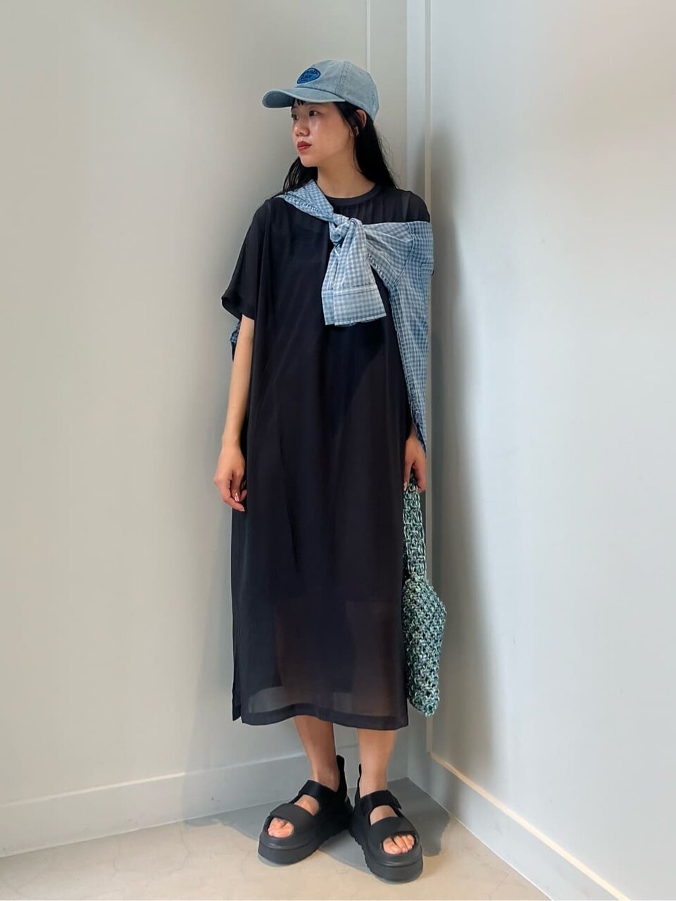 帽子をかぶった女性