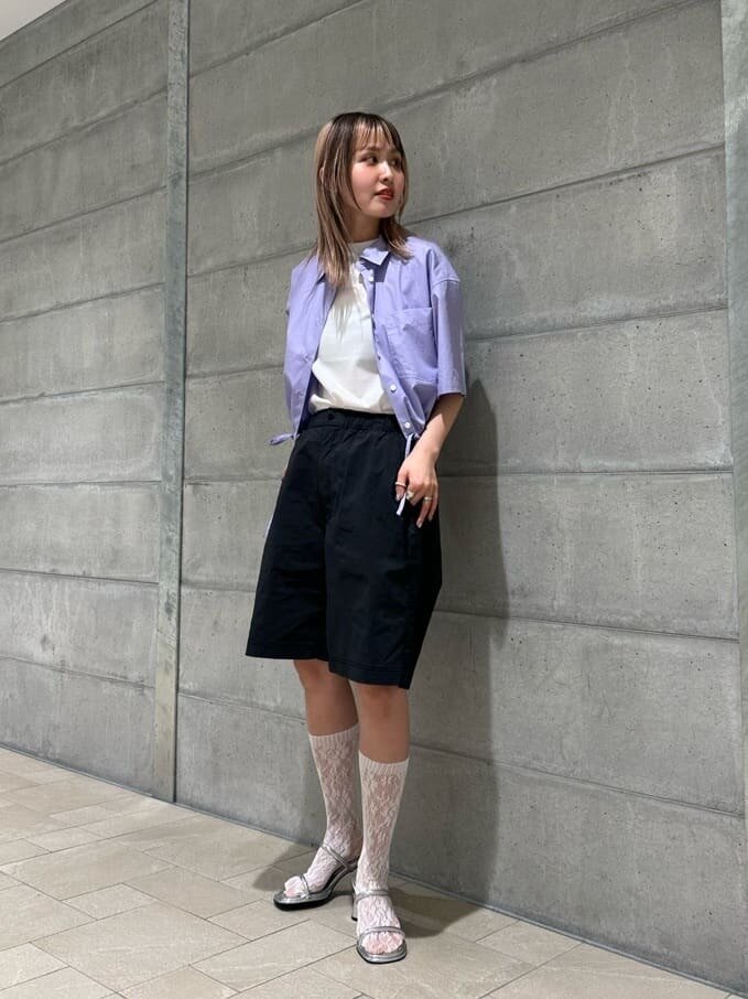  レースソックスの組みあわせが新しいハーフパンツコーデ
