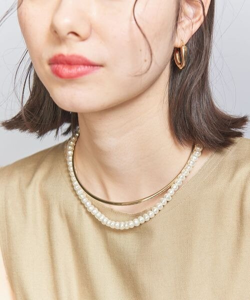 ゴールドとパールのアクセサリー