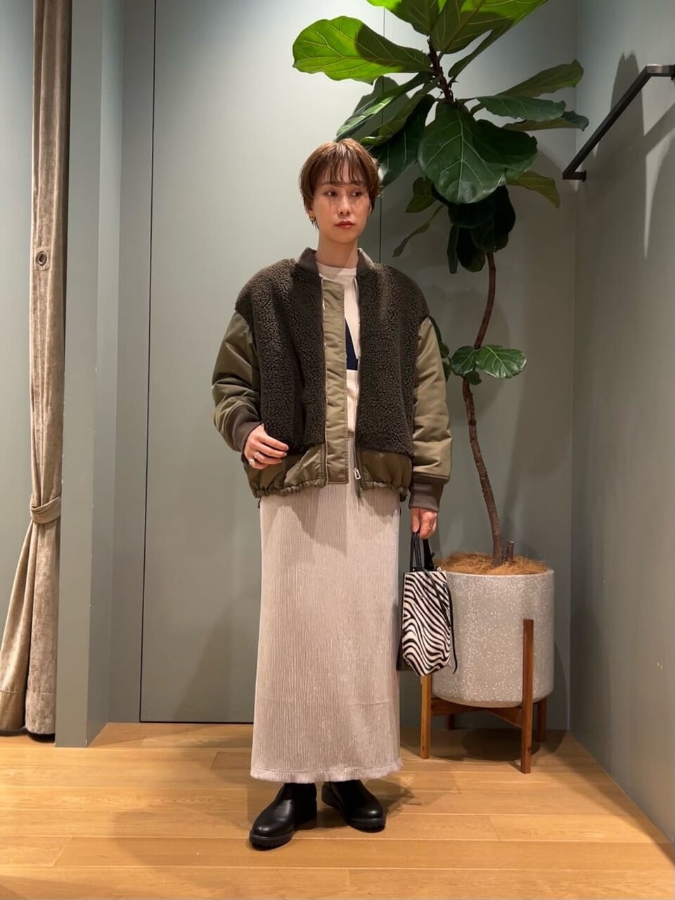 ブーツを履いた女性