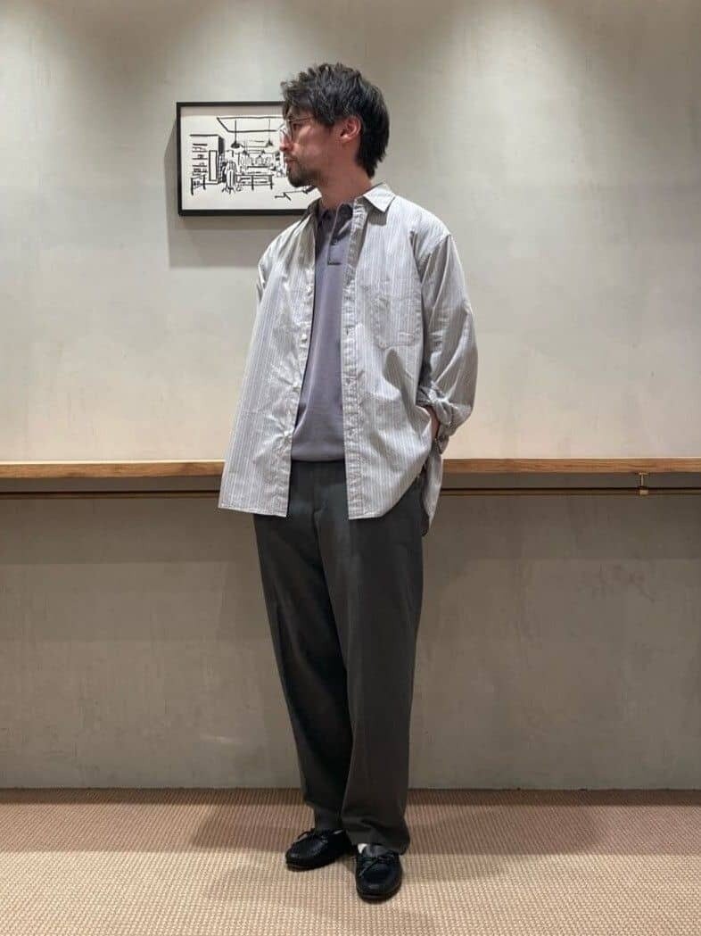 ポロシャツ×ストライプ柄シャツ