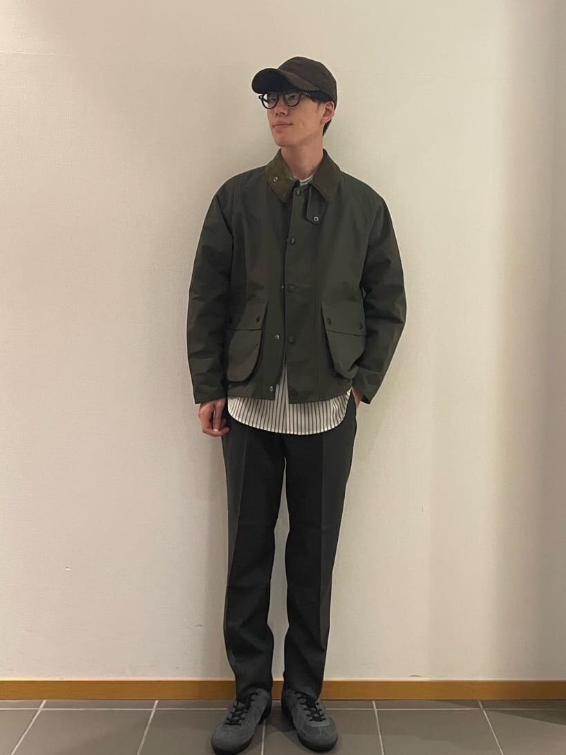 ストライプ柄シャツ×バブアー