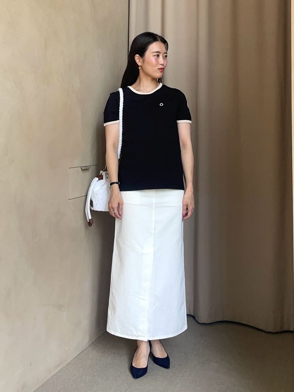 Tシャツを着た女性