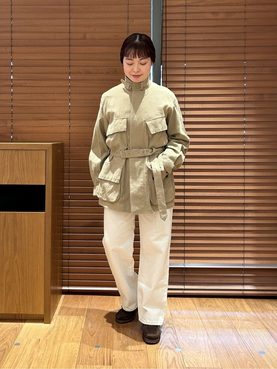 ライダースジャケット×ストレートデニムパンツのコーデ