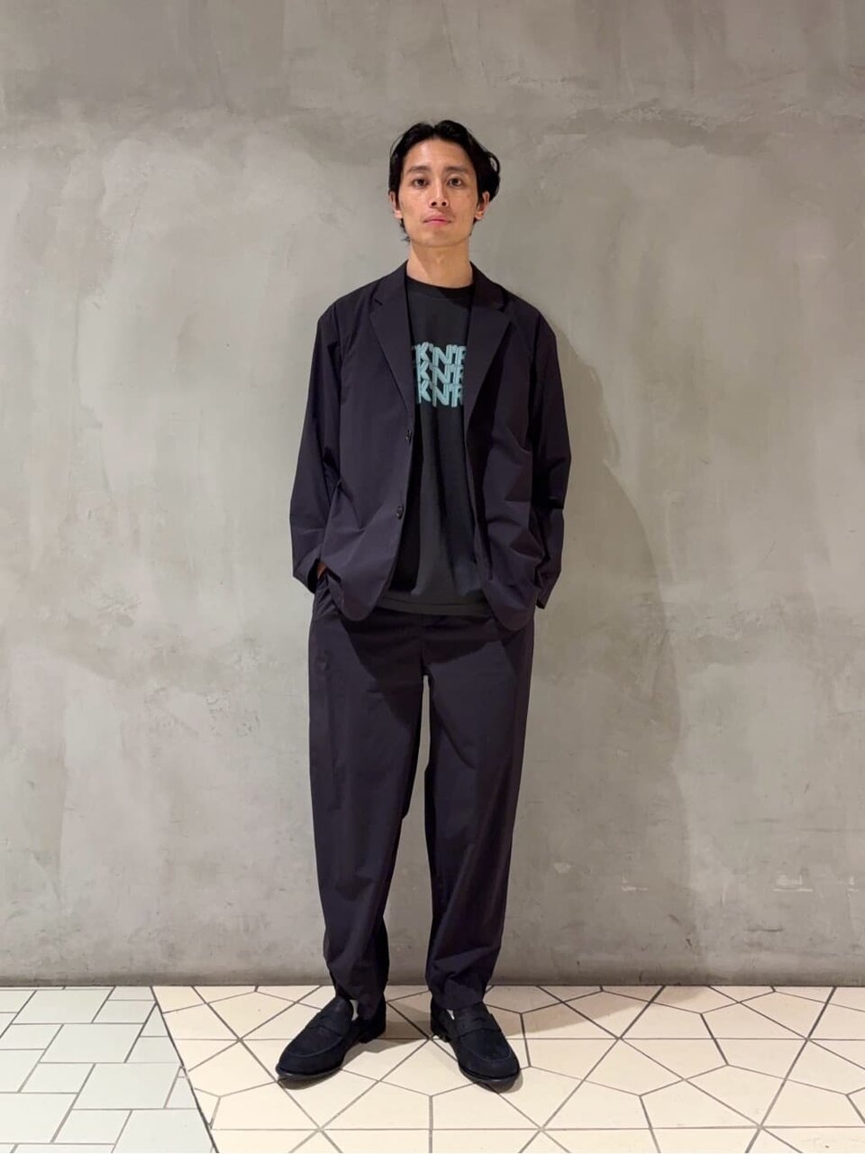 ジャケットを着た男性