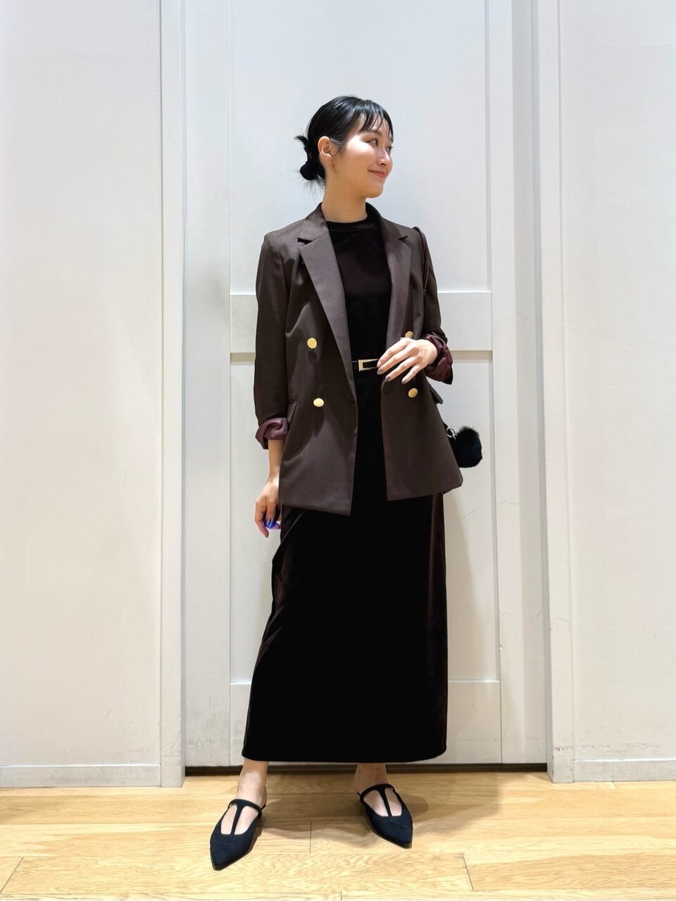 ワンピースとジャケットの30代秋服コーデ