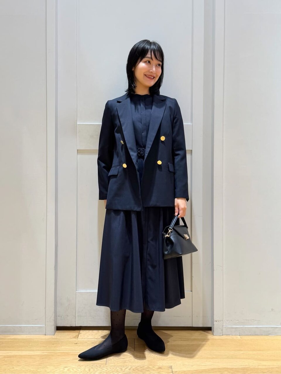 ワンピースを着た女性