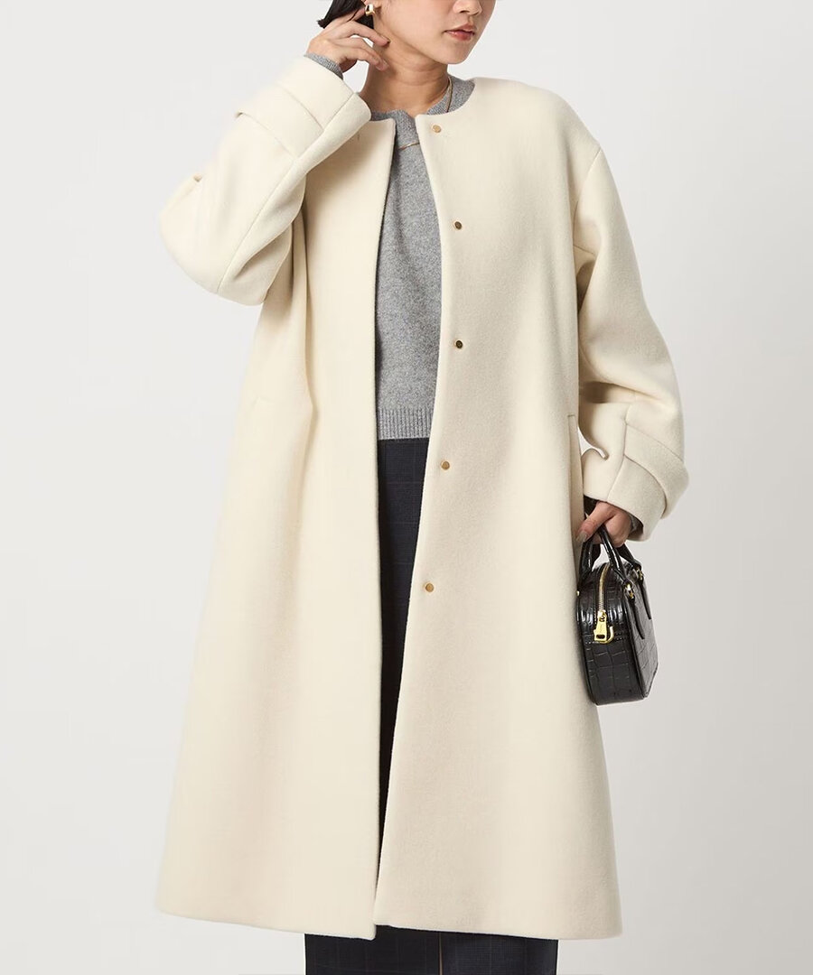 ノーカラーコート