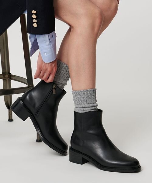 ショートブーツ