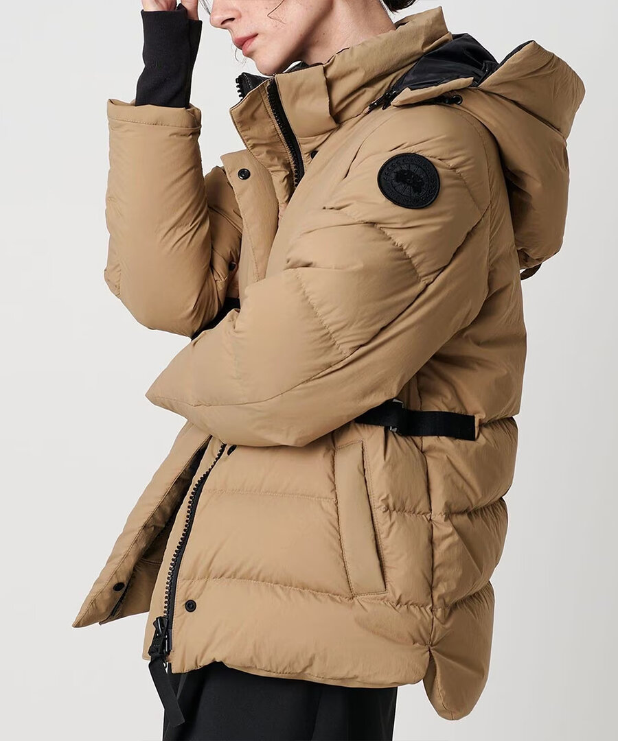 ダウンジャケット