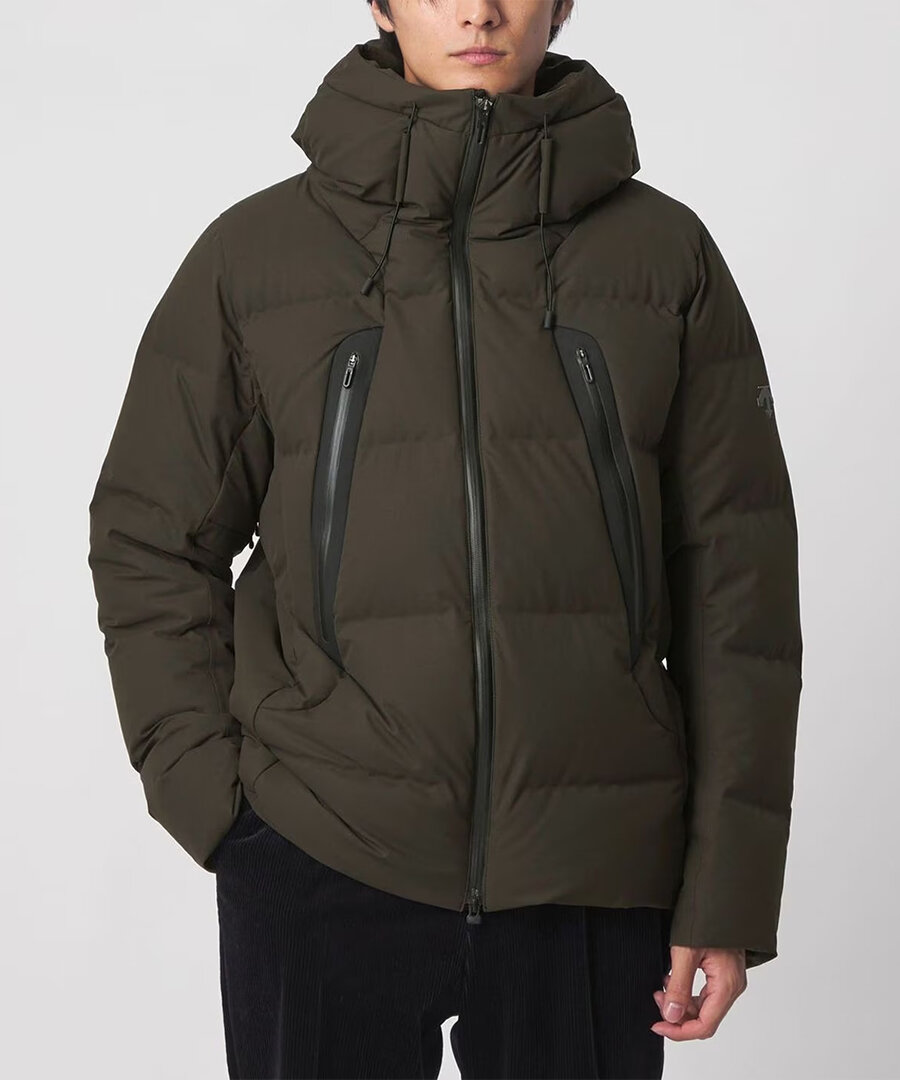 ダウンジャケット