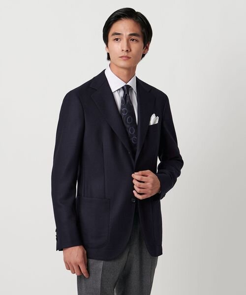 テーラードジャケット