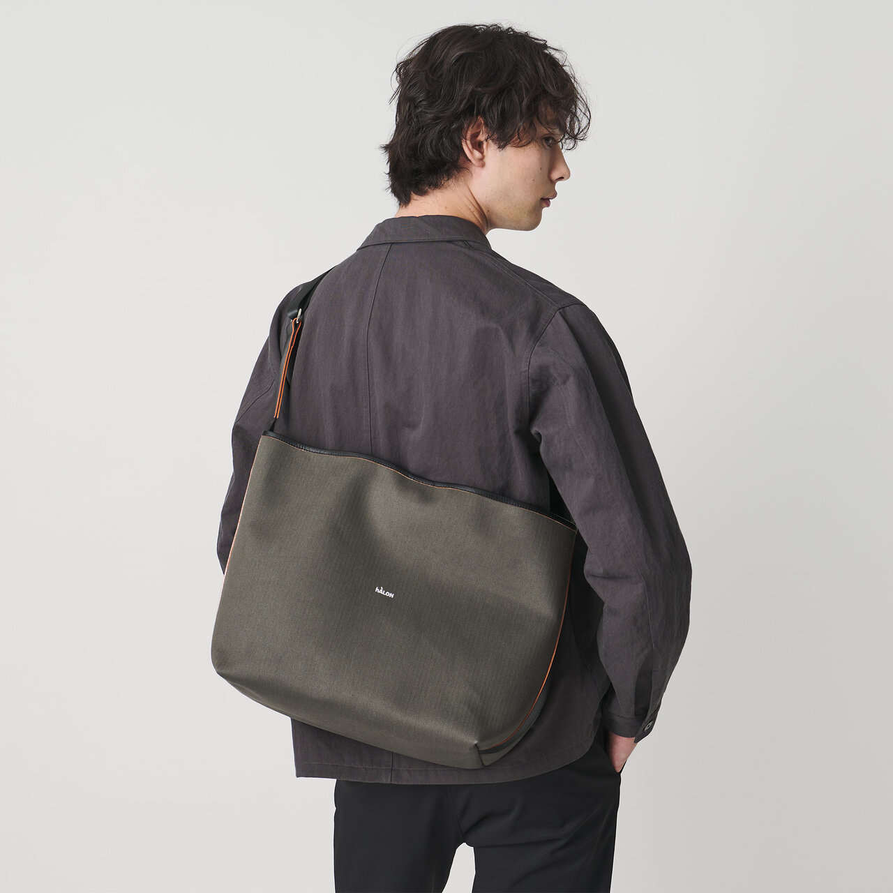 ボンディング ショルダーバッグ