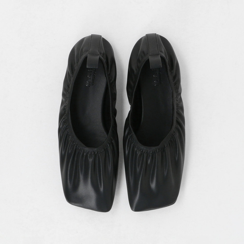 ギャザー スクエア フラットシューズ