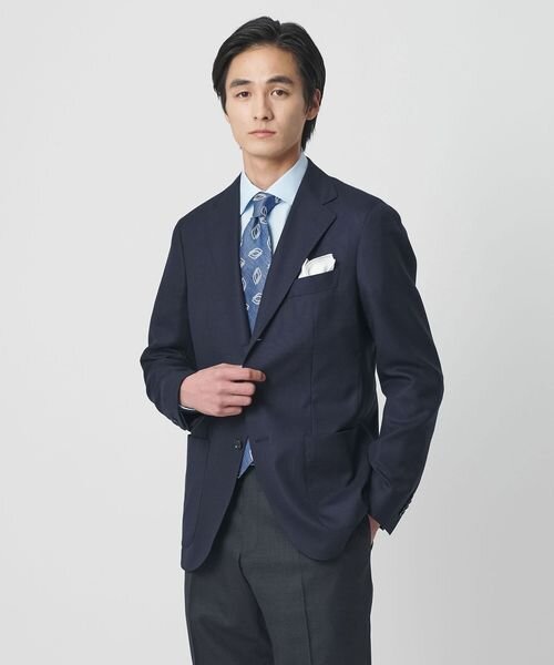 テーラードジャケット