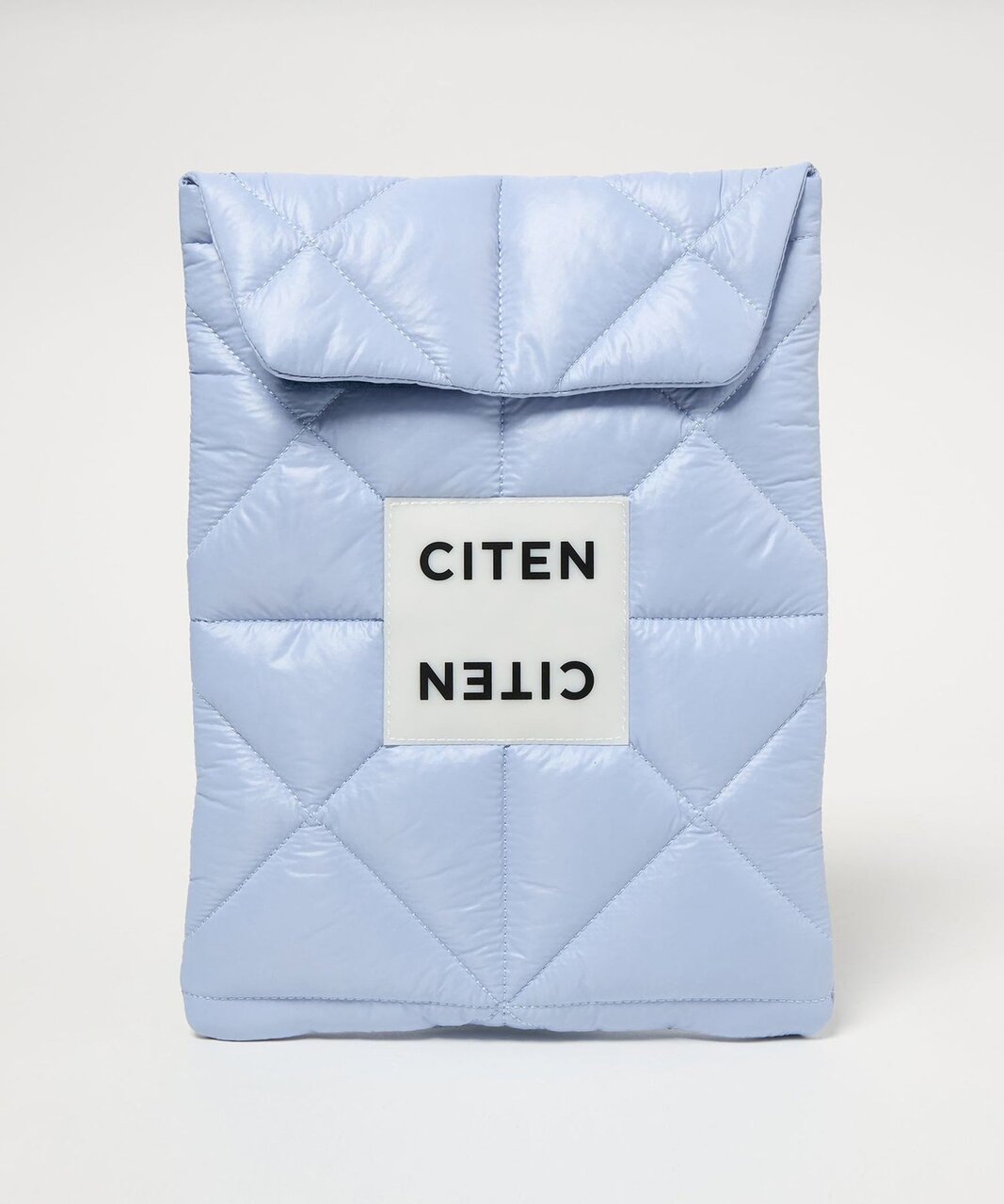 ＜CITEN＞ パデッド PCケース M ライト