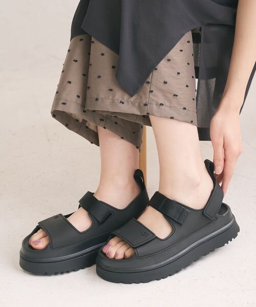 ＜UGG＞ゴールデングロウ サンダル