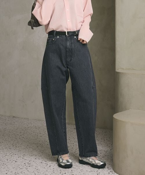 【WEB限定】カーブ デニムパンツ