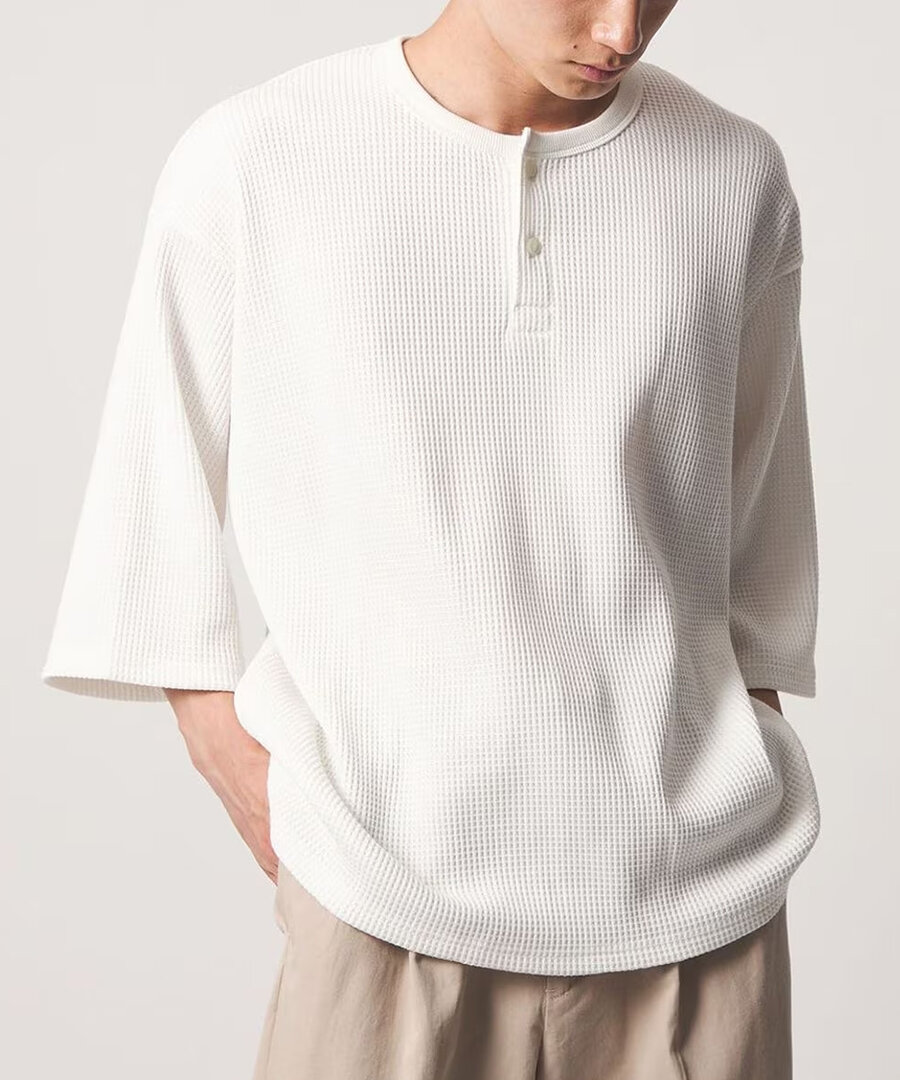 ヘンリーネックTシャツ