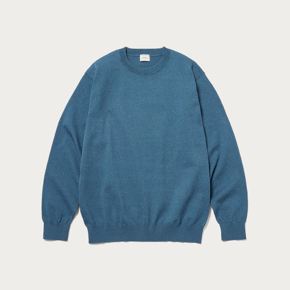 エープラス クルーネック ニット