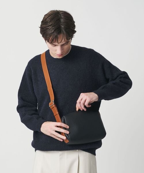 “Emboss Bag Series” クロス ショルダー バッグ